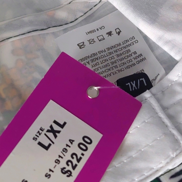 White Background Tree Patterned Bucket Hat BNWT DLG Bucket Hat Size: L-XL - Picture 2 of 3